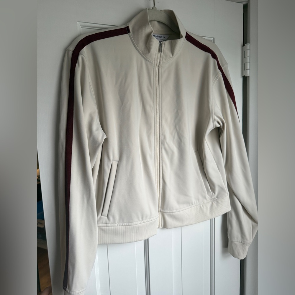 Athleta Finish Line Jacket Bone with redwood Accents